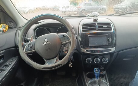 Mitsubishi ASX I рестайлинг, 2015 год, 690 000 рублей, 16 фотография