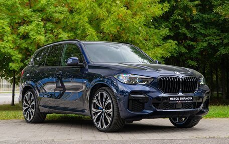 BMW X5, 2022 год, 9 790 000 рублей, 3 фотография