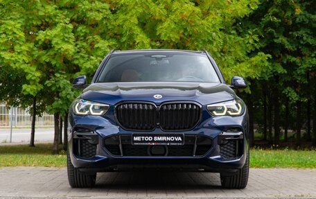 BMW X5, 2022 год, 9 790 000 рублей, 2 фотография