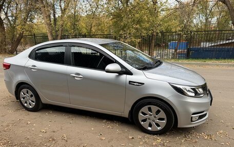 KIA Rio III рестайлинг, 2015 год, 955 000 рублей, 37 фотография