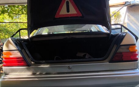 Mercedes-Benz E-Класс, 1992 год, 515 000 рублей, 19 фотография