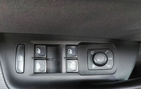 Volkswagen Passat B8 рестайлинг, 2018 год, 1 600 000 рублей, 21 фотография