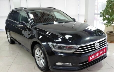 Volkswagen Passat B8 рестайлинг, 2018 год, 1 600 000 рублей, 3 фотография