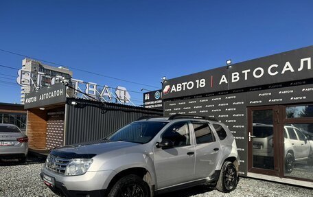 Renault Duster I рестайлинг, 2012 год, 650 000 рублей, 2 фотография