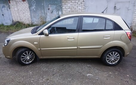 KIA Rio II, 2011 год, 599 000 рублей, 3 фотография