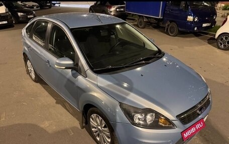 Ford Focus II рестайлинг, 2010 год, 735 000 рублей, 2 фотография