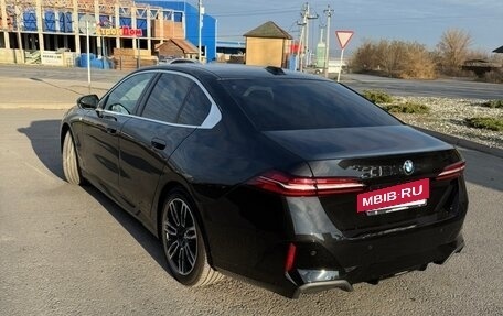 BMW 5 серия, 2024 год, 7 340 000 рублей, 2 фотография
