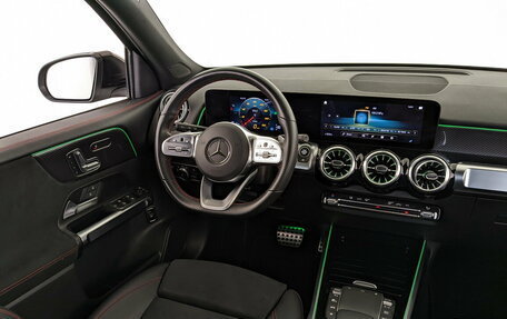 Mercedes-Benz GLB, 2021 год, 4 199 000 рублей, 26 фотография