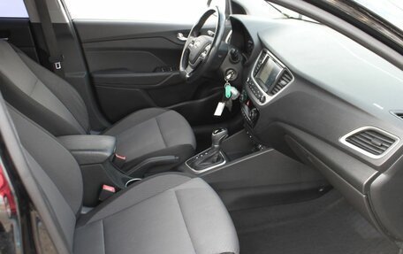 Hyundai Solaris II рестайлинг, 2017 год, 1 370 000 рублей, 9 фотография