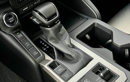 Toyota Land Cruiser Prado, 2026 год, 10 890 000 рублей, 26 фотография