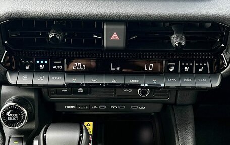 Toyota Land Cruiser Prado, 2026 год, 10 890 000 рублей, 25 фотография