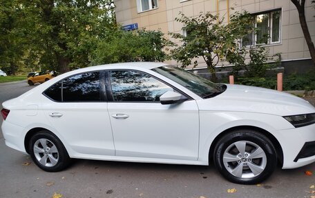 Skoda Octavia IV, 2021 год, 1 380 000 рублей, 2 фотография