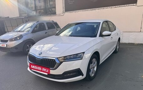 Skoda Octavia IV, 2021 год, 2 200 000 рублей, 2 фотография
