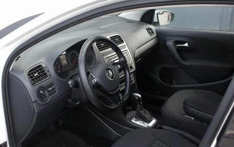 Volkswagen Polo VI (EU Market), 2019 год, 1 345 000 рублей, 6 фотография