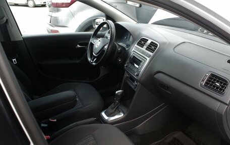 Volkswagen Polo VI (EU Market), 2019 год, 1 345 000 рублей, 9 фотография