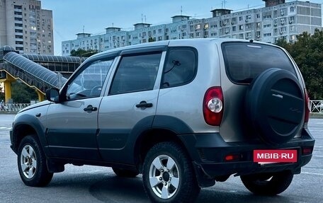 Chevrolet Niva I рестайлинг, 2010 год, 380 000 рублей, 7 фотография