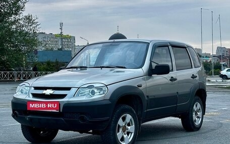 Chevrolet Niva I рестайлинг, 2010 год, 380 000 рублей, 2 фотография