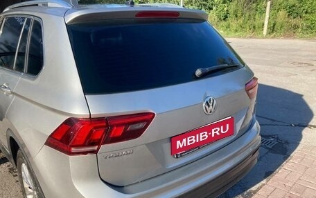 Volkswagen Tiguan II, 2017 год, 2 300 000 рублей, 2 фотография