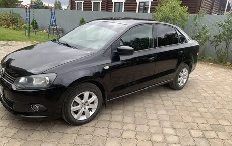 Volkswagen Polo VI (EU Market), 2012 год, 750 000 рублей, 10 фотография
