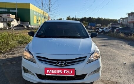 Hyundai Solaris II рестайлинг, 2014 год, 710 000 рублей, 1 фотография