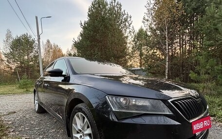 Skoda Superb III рестайлинг, 2017 год, 1 930 000 рублей, 7 фотография