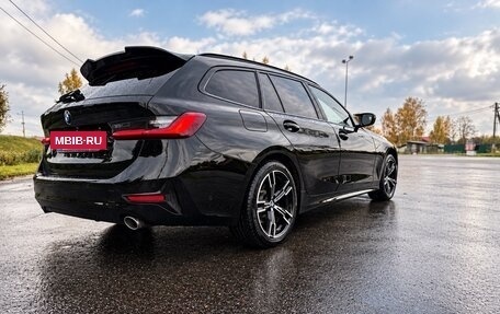 BMW 3 серия, 2019 год, 2 600 000 рублей, 15 фотография