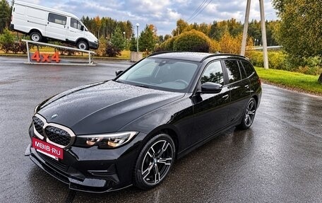 BMW 3 серия, 2019 год, 2 600 000 рублей, 17 фотография