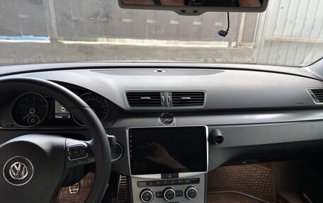 Volkswagen Passat B7, 2012 год, 1 100 000 рублей, 8 фотография