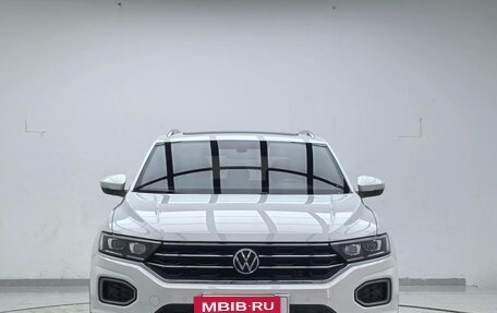 Volkswagen T-Roc I, 2022 год, 2 695 000 рублей, 2 фотография