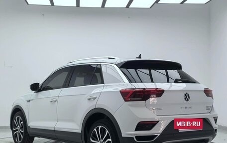 Volkswagen T-Roc I, 2022 год, 2 695 000 рублей, 5 фотография