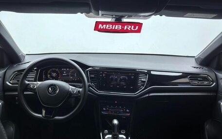 Volkswagen T-Roc I, 2022 год, 2 695 000 рублей, 10 фотография