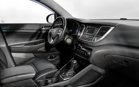 Hyundai Tucson III, 2018 год, 1 795 000 рублей, 13 фотография