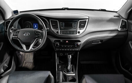 Hyundai Tucson III, 2018 год, 1 795 000 рублей, 14 фотография