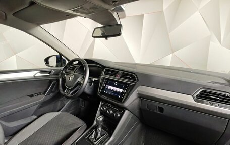 Volkswagen Tiguan II, 2019 год, 1 875 000 рублей, 12 фотография