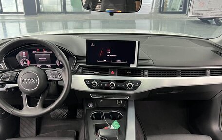 Audi A4, 2022 год, 3 663 000 рублей, 10 фотография