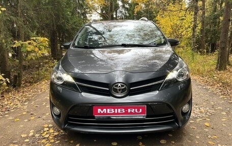 Toyota Verso I, 2014 год, 1 480 000 рублей, 1 фотография
