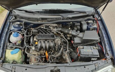 Volkswagen Golf IV, 2002 год, 350 000 рублей, 9 фотография