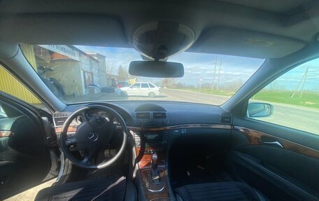 Mercedes-Benz E-Класс, 2003 год, 750 000 рублей, 2 фотография