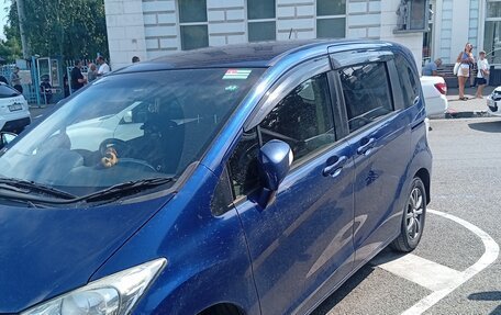 Honda Freed I, 2014 год, 1 350 000 рублей, 3 фотография