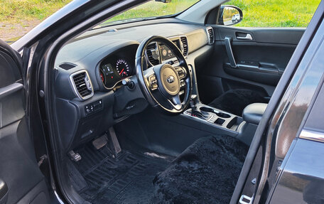 KIA Sportage IV рестайлинг, 2018 год, 1 990 000 рублей, 9 фотография