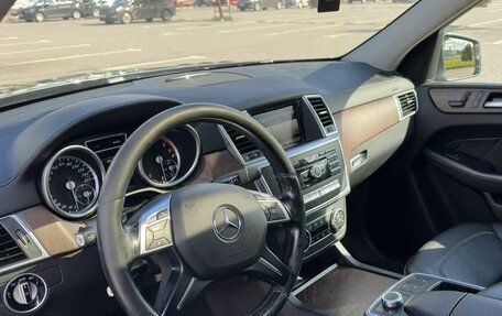 Mercedes-Benz GL-Класс, 2015 год, 2 900 000 рублей, 25 фотография