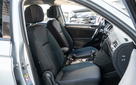 Volkswagen Tiguan II, 2019 год, 2 150 000 рублей, 8 фотография