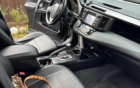 Toyota RAV4, 2016 год, 2 300 000 рублей, 5 фотография