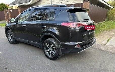 Toyota RAV4, 2016 год, 2 300 000 рублей, 10 фотография