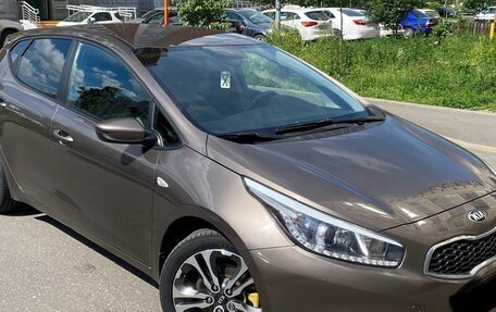 KIA cee'd III, 2015 год, 1 300 000 рублей, 2 фотография