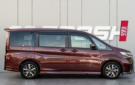 Honda Stepwgn IV, 2021 год, 2 650 000 рублей, 5 фотография