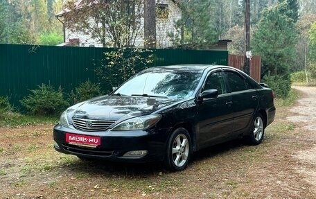 Toyota Camry V40, 2003 год, 390 000 рублей, 1 фотография