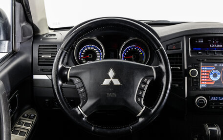 Mitsubishi Pajero IV, 2011 год, 1 999 000 рублей, 13 фотография