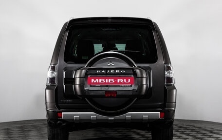 Mitsubishi Pajero IV, 2011 год, 1 999 000 рублей, 6 фотография