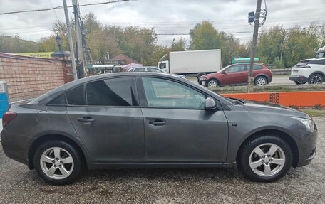 Chevrolet Cruze II, 2011 год, 550 000 рублей, 5 фотография